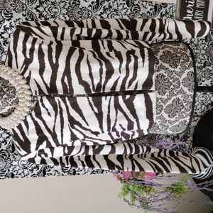 Cropped waist animal print jacket blaze size L(14)